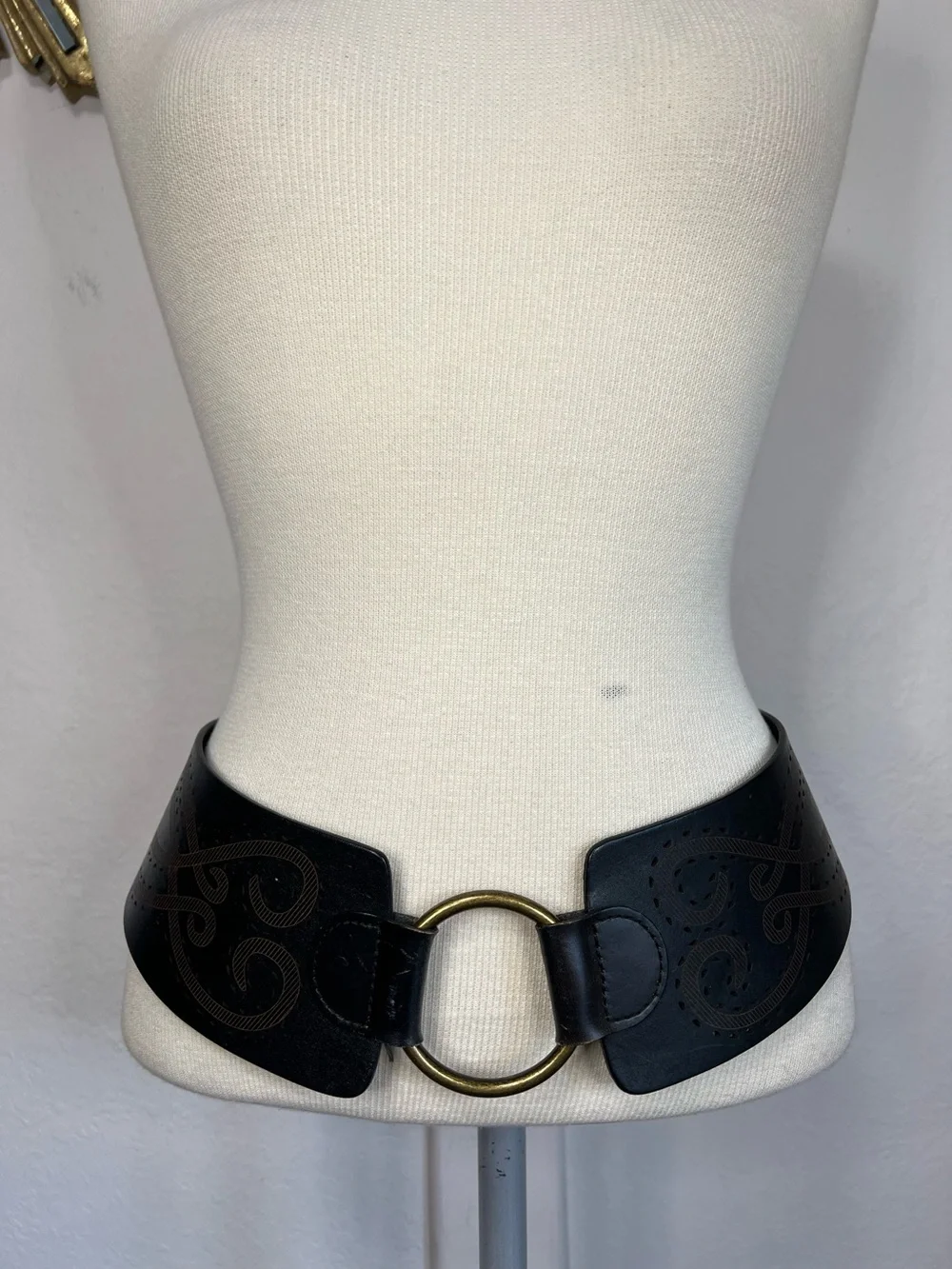 Hobo Wide Black and Brown Leather Waist Belt with Brass Ring